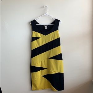 Sleeveless, Black and yellow body con dress
